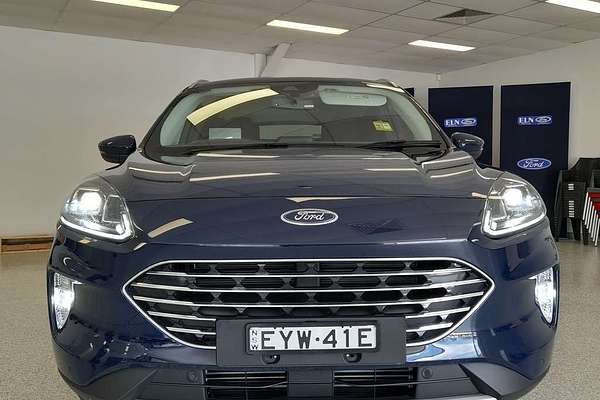 2022 Ford Escape ZH