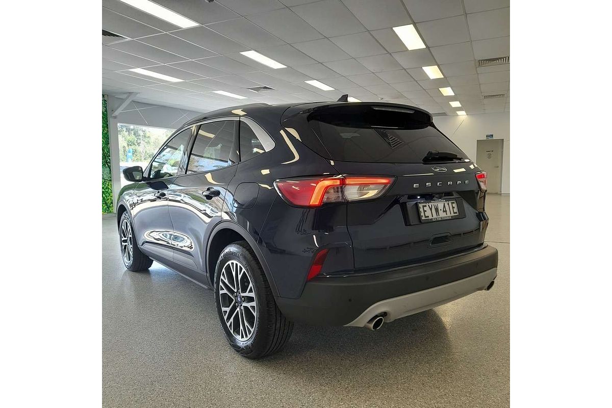 2022 Ford Escape ZH