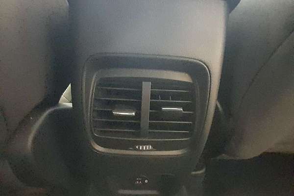 2022 Ford Escape ZH