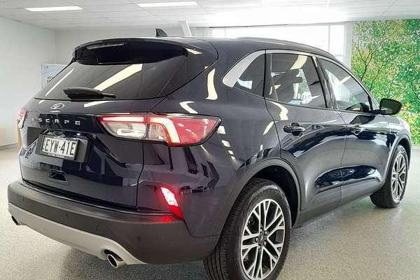 2022 Ford Escape ZH