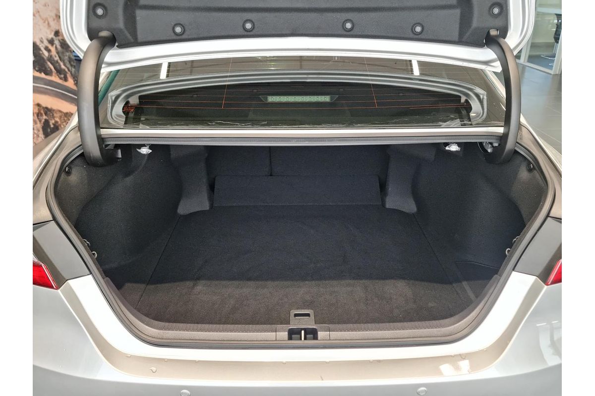2022 Toyota Camry Ascent AXVH70R