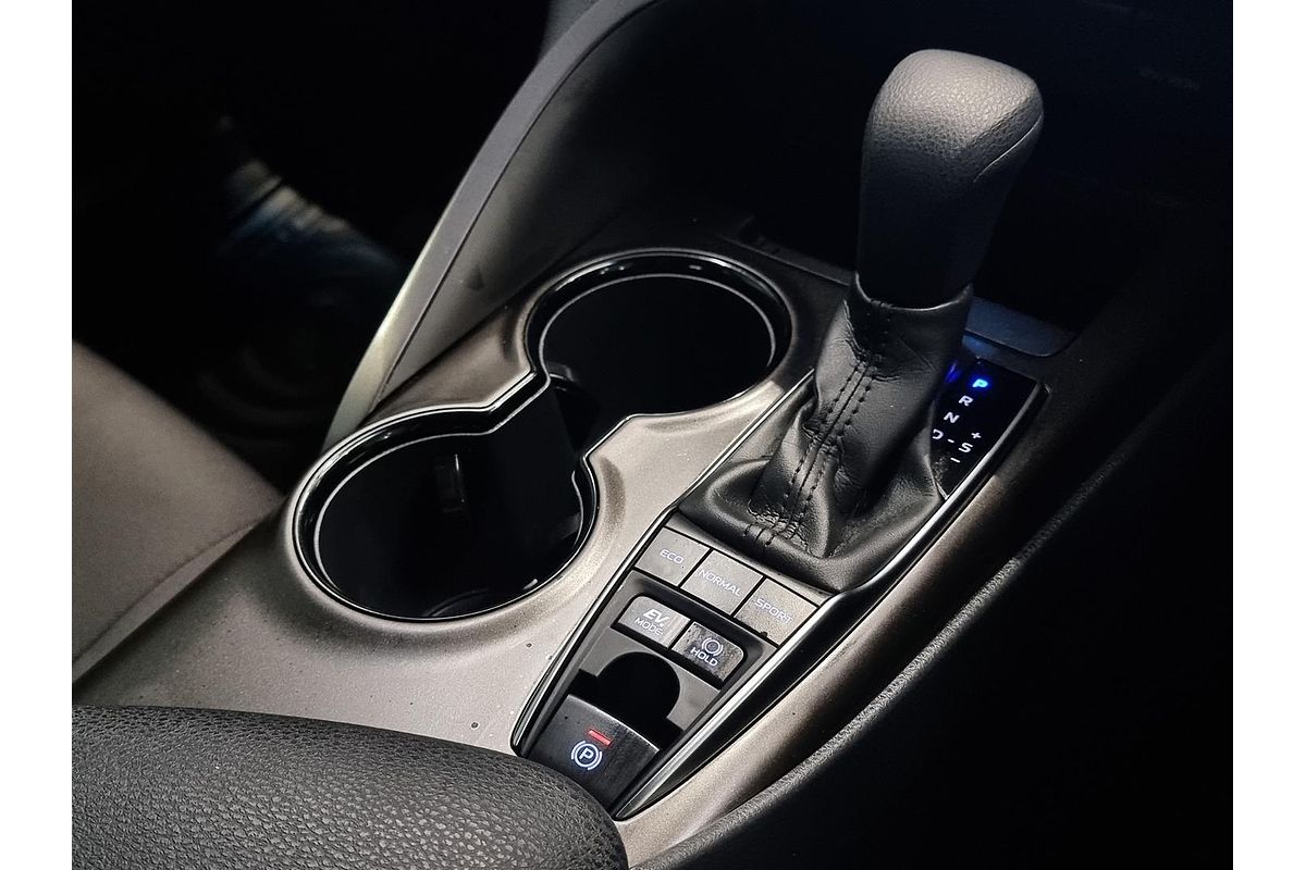 2022 Toyota Camry Ascent AXVH70R