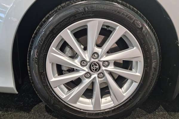 2022 Toyota Camry Ascent AXVH70R