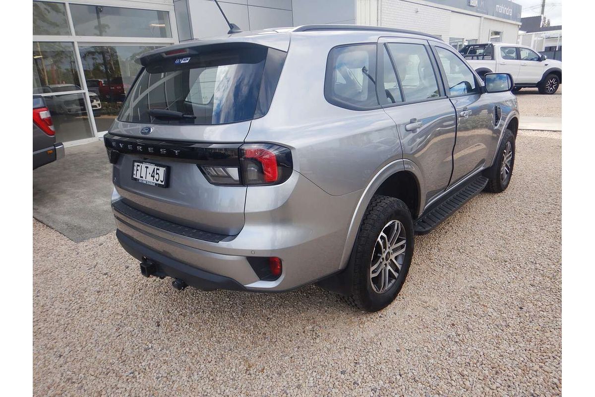 2023 Ford Everest Ambiente 2.0L