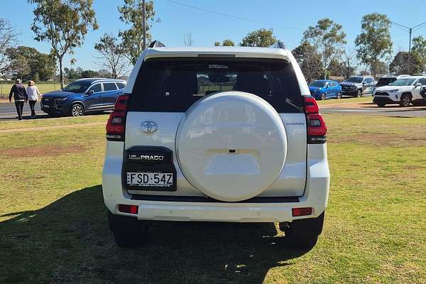 2023 Toyota Landcruiser Prado Kakadu GDJ150R