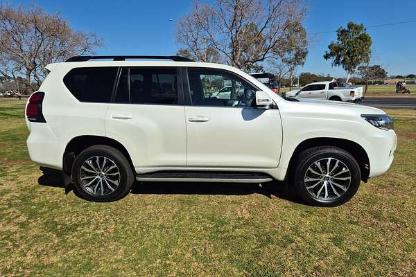 2023 Toyota Landcruiser Prado Kakadu GDJ150R