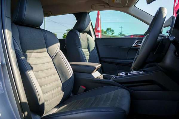 2025 Mitsubishi Outlander PHEV Aspire ZM
