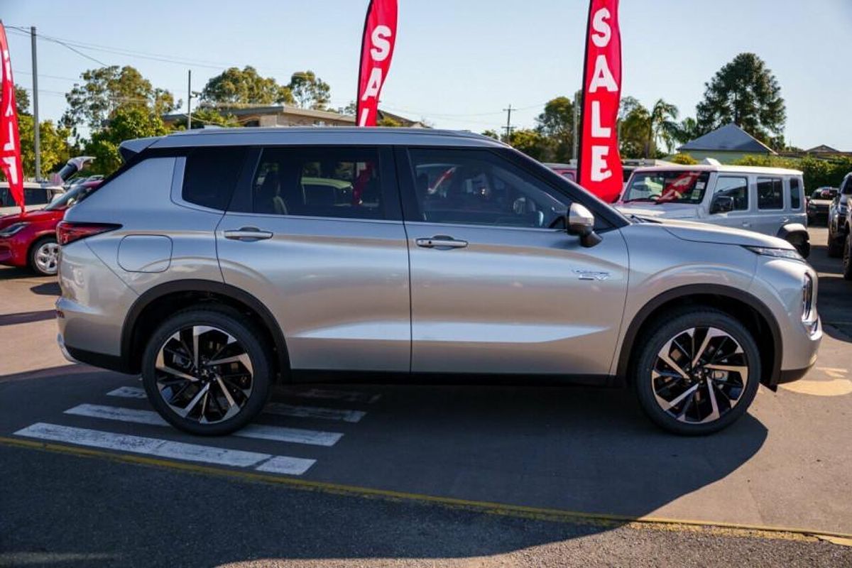 2025 Mitsubishi Outlander PHEV Aspire ZM
