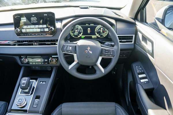 2025 Mitsubishi Outlander PHEV Aspire ZM