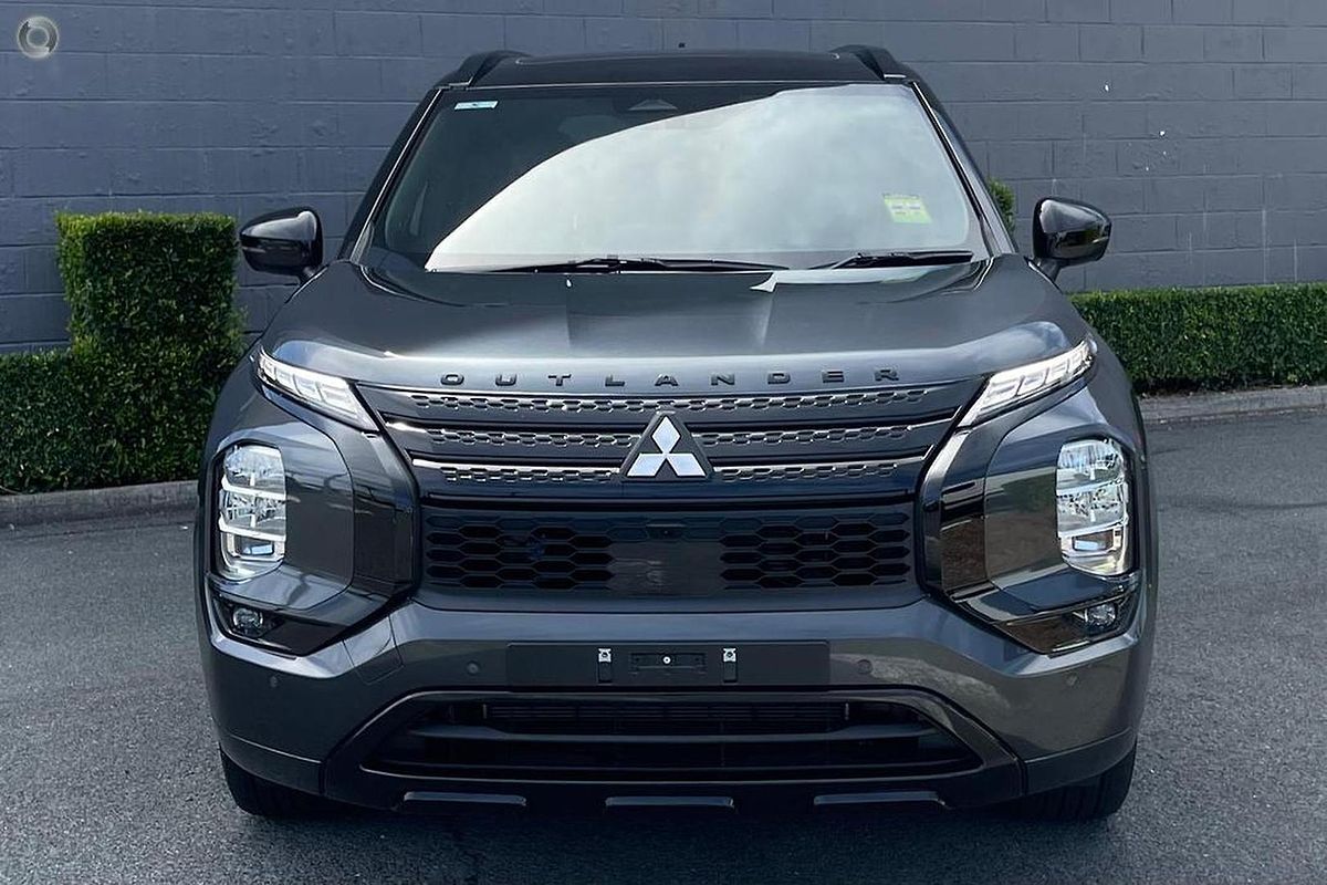 2024 Mitsubishi Outlander PHEV GSR ZM