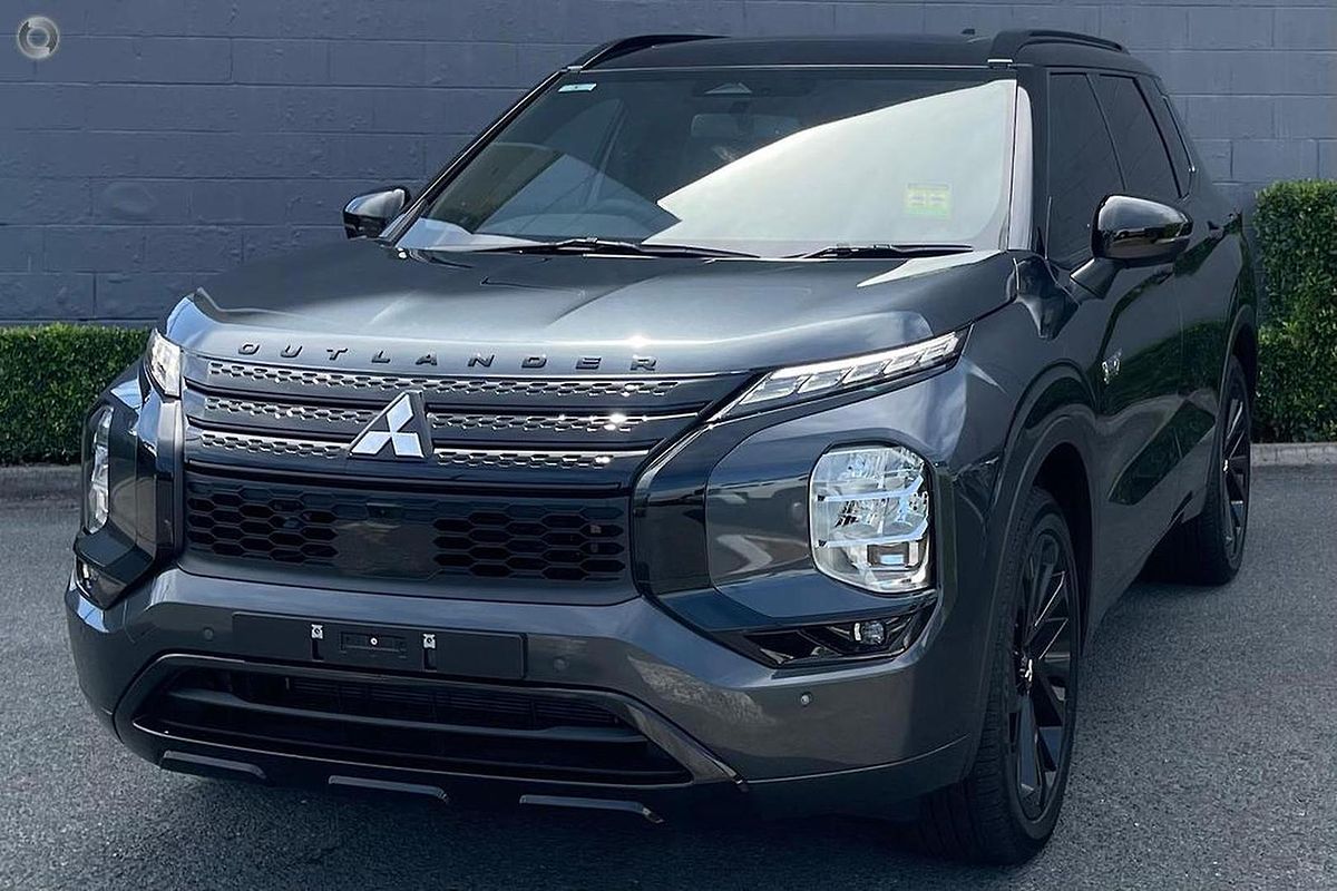 2024 Mitsubishi Outlander PHEV GSR ZM