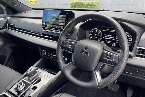2024 Mitsubishi Outlander PHEV GSR ZM