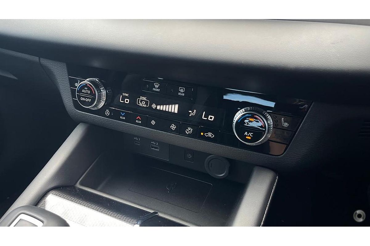 2024 Mitsubishi Outlander PHEV GSR ZM