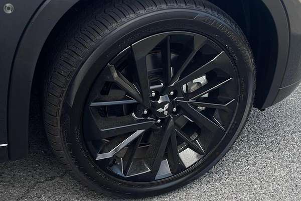 2024 Mitsubishi Outlander PHEV GSR ZM