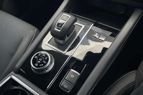 2024 Mitsubishi Outlander PHEV GSR ZM