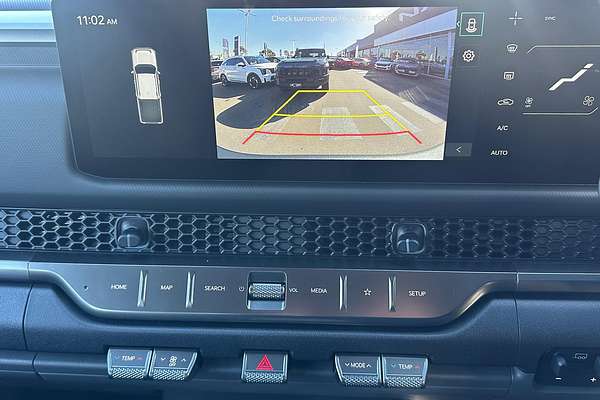 2025 Kia Tasman SX TK 4X4