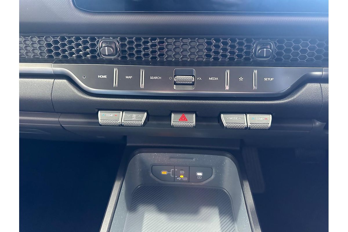 2025 Kia Tasman SX TK 4X4
