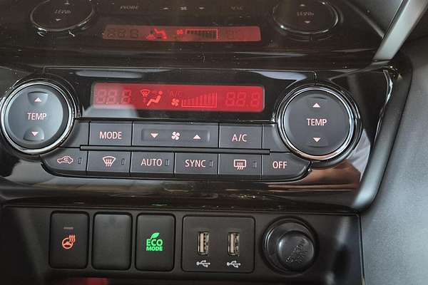 2024 Mitsubishi Eclipse Cross Exceed YB