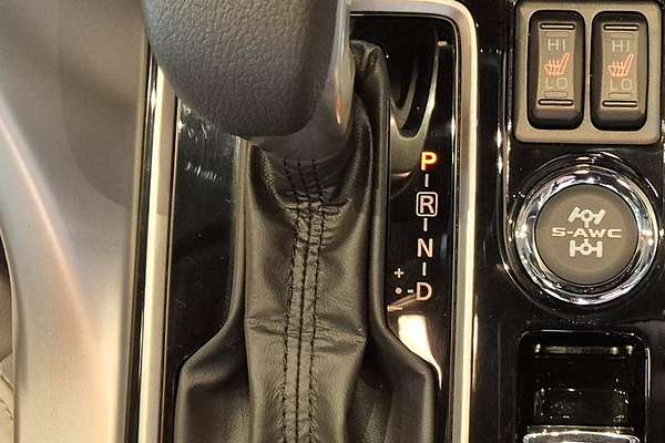 2024 Mitsubishi Eclipse Cross Exceed YB