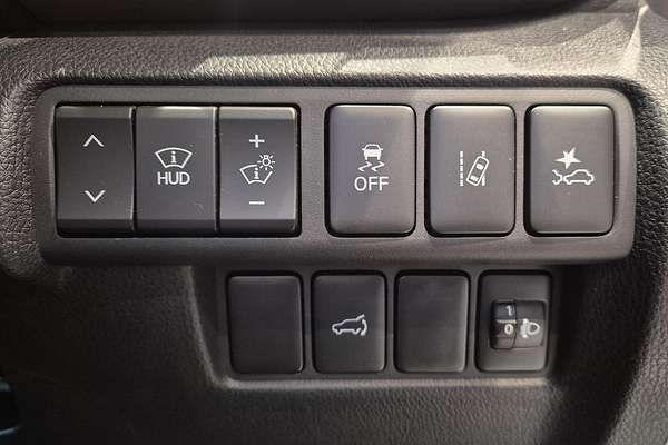 2024 Mitsubishi Eclipse Cross Exceed YB
