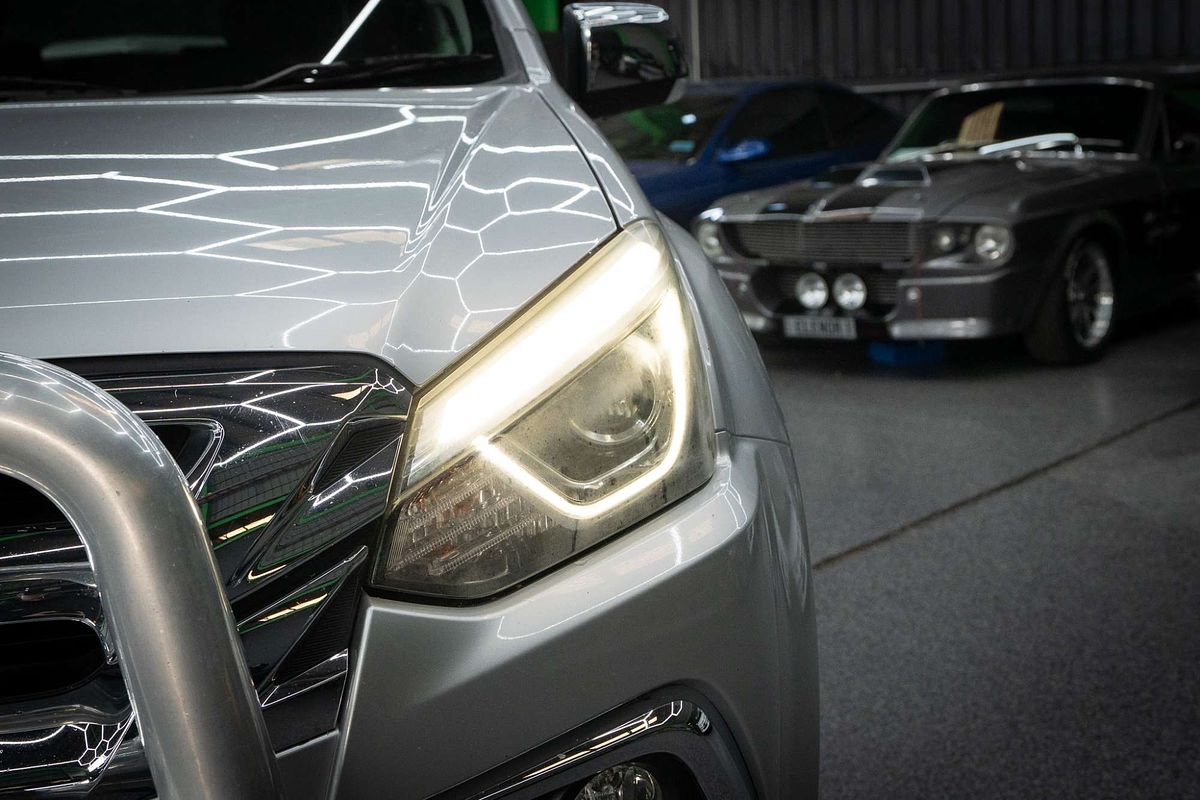 2017 Isuzu MU-X LS-U