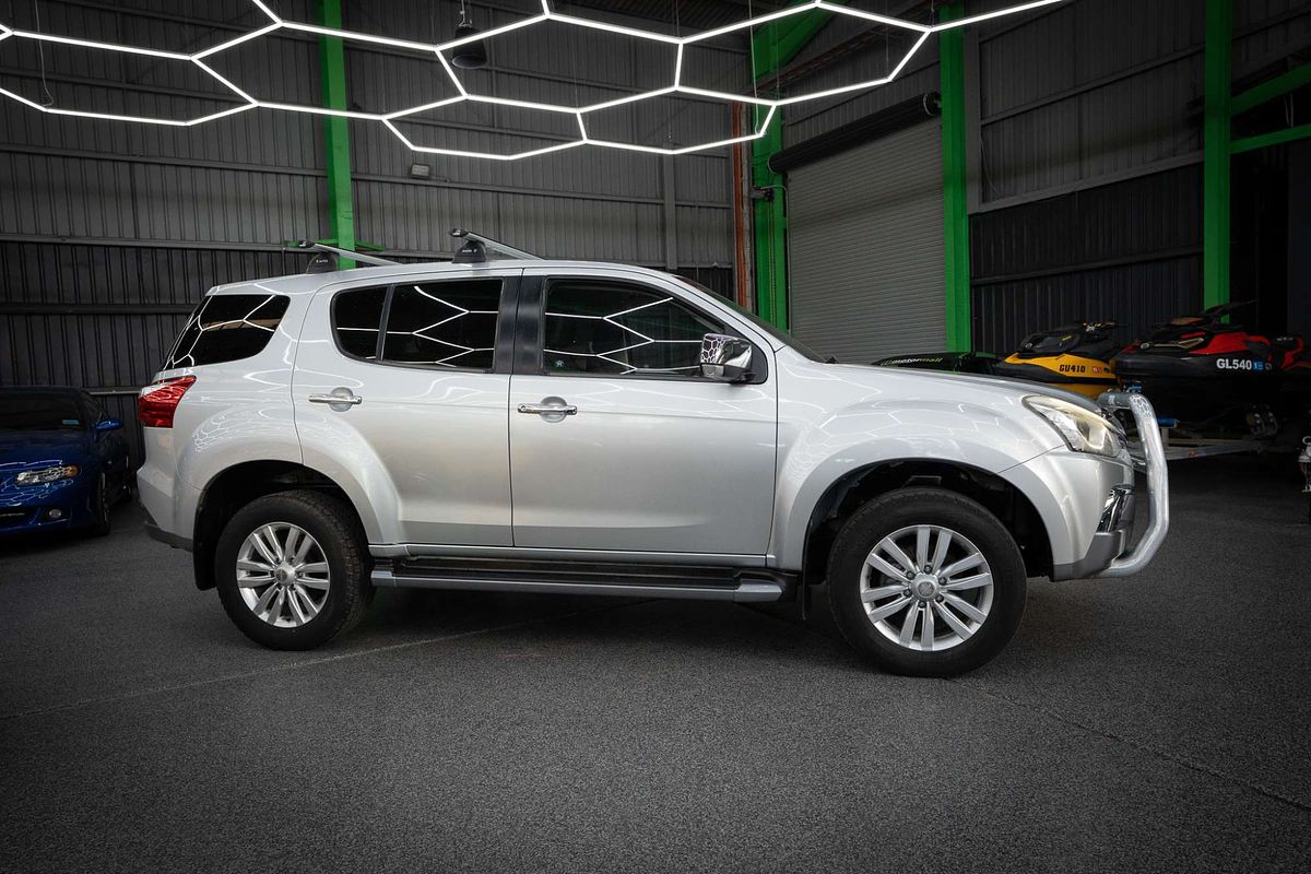 2017 Isuzu MU-X LS-U
