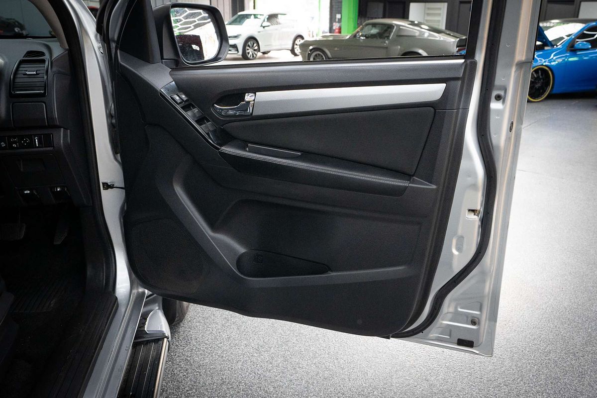 2017 Isuzu MU-X LS-U