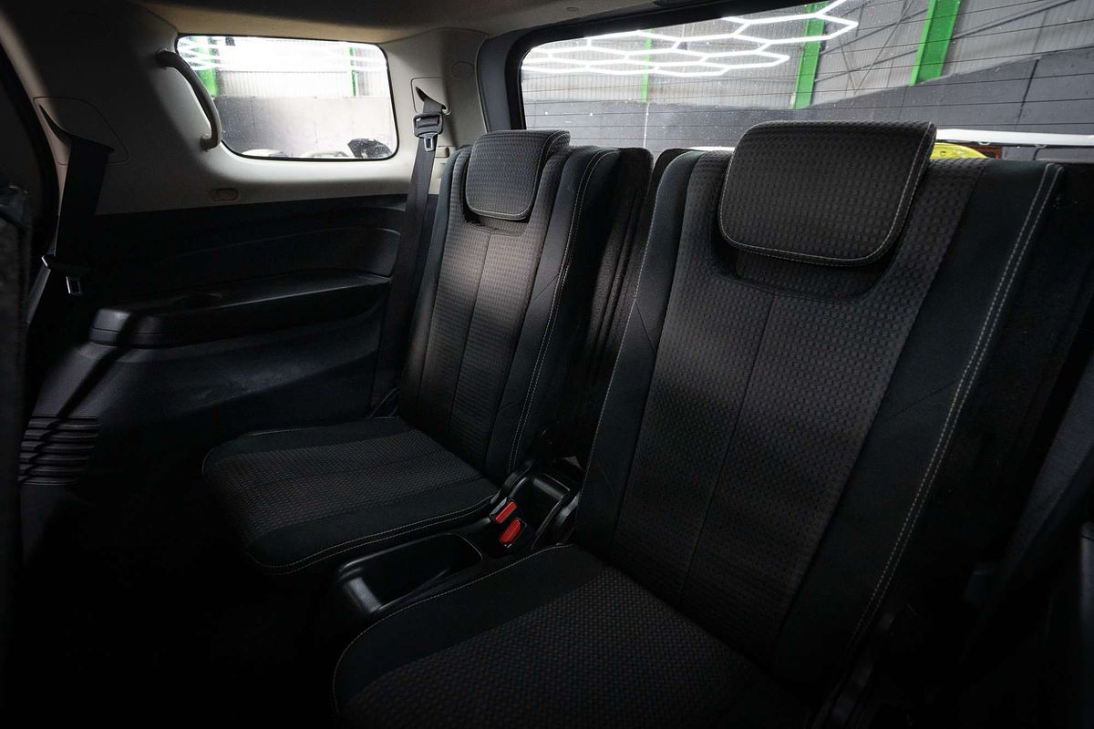 2017 Isuzu MU-X LS-U