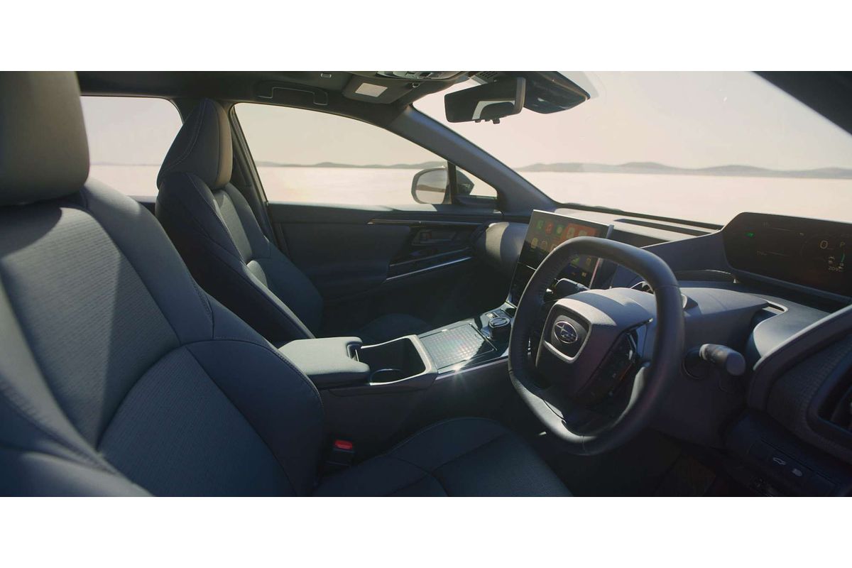 2023 Subaru Solterra AWD Touring E1-1