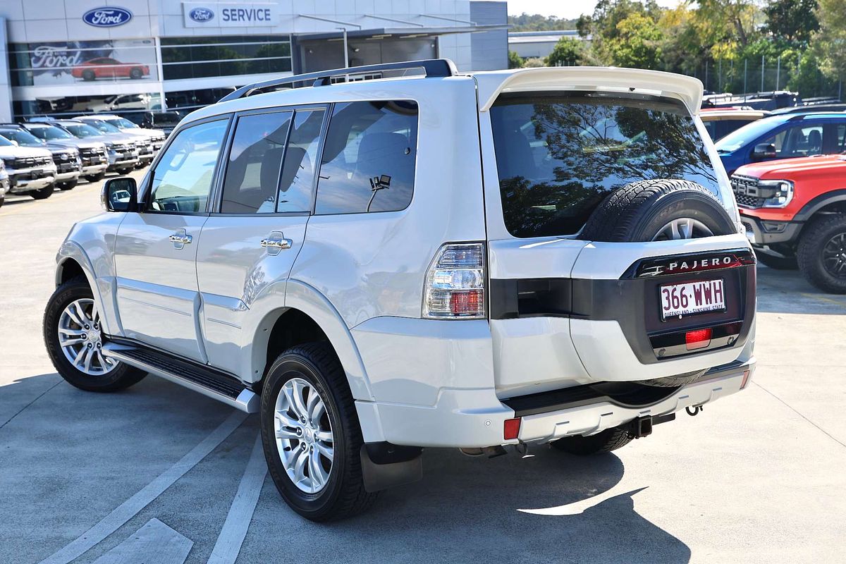 2016 Mitsubishi Pajero GLS NX