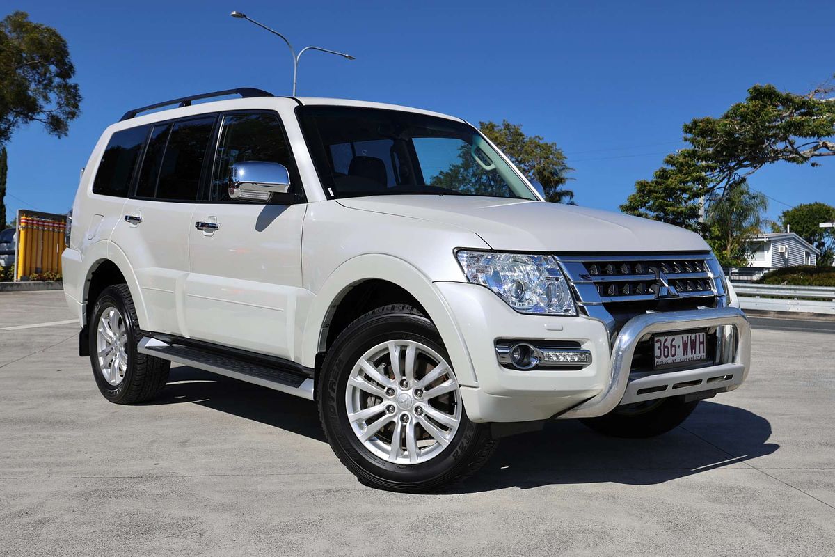 2016 Mitsubishi Pajero GLS NX