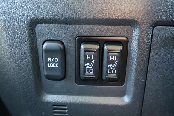 2016 Mitsubishi Pajero GLS NX