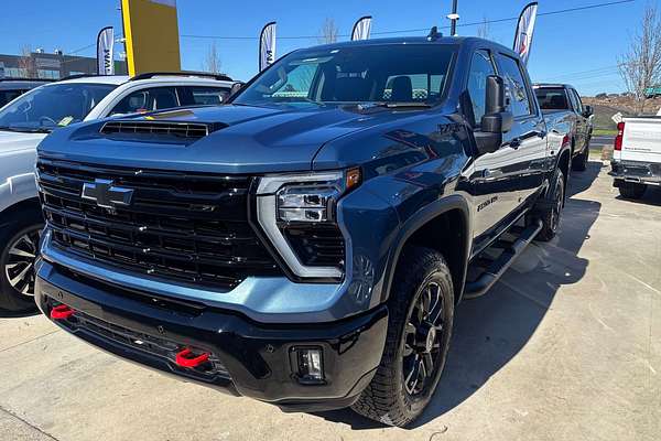 2025 Chevrolet Silverado HD LTZ Premium W/Tech Pack T1 4X4