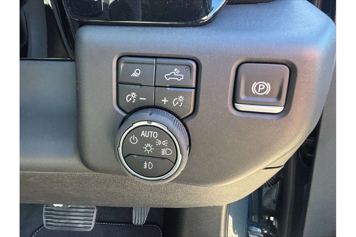 2025 Chevrolet Silverado HD LTZ Premium W/Tech Pack T1 4X4