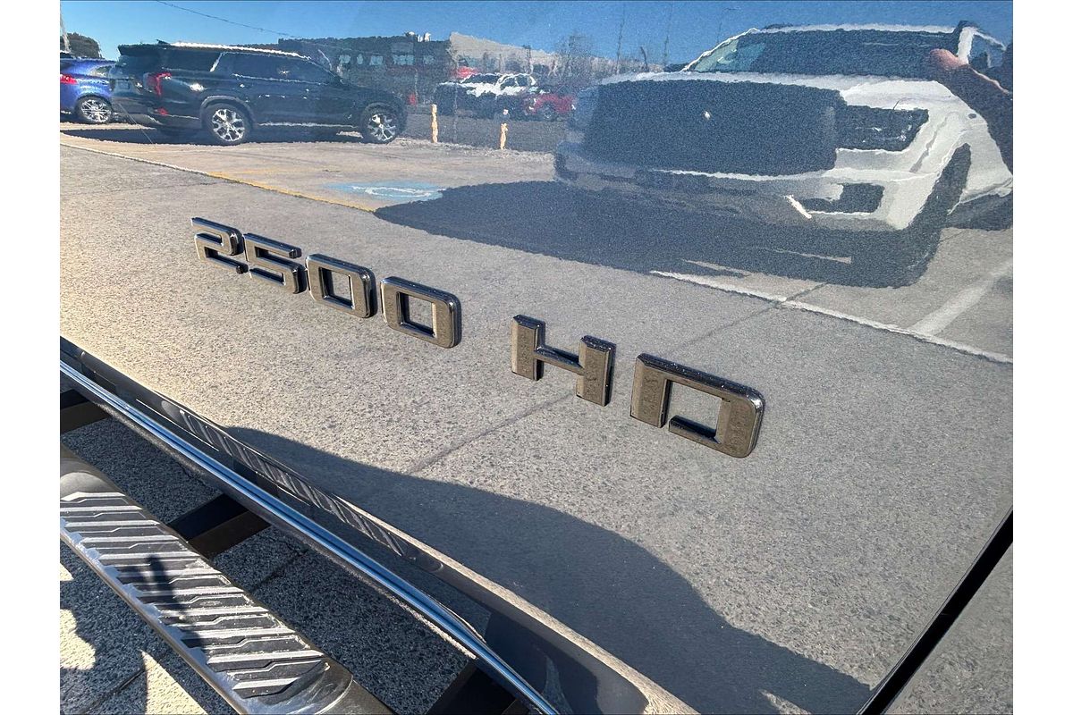 2025 Chevrolet Silverado HD LTZ Premium W/Tech Pack T1 4X4