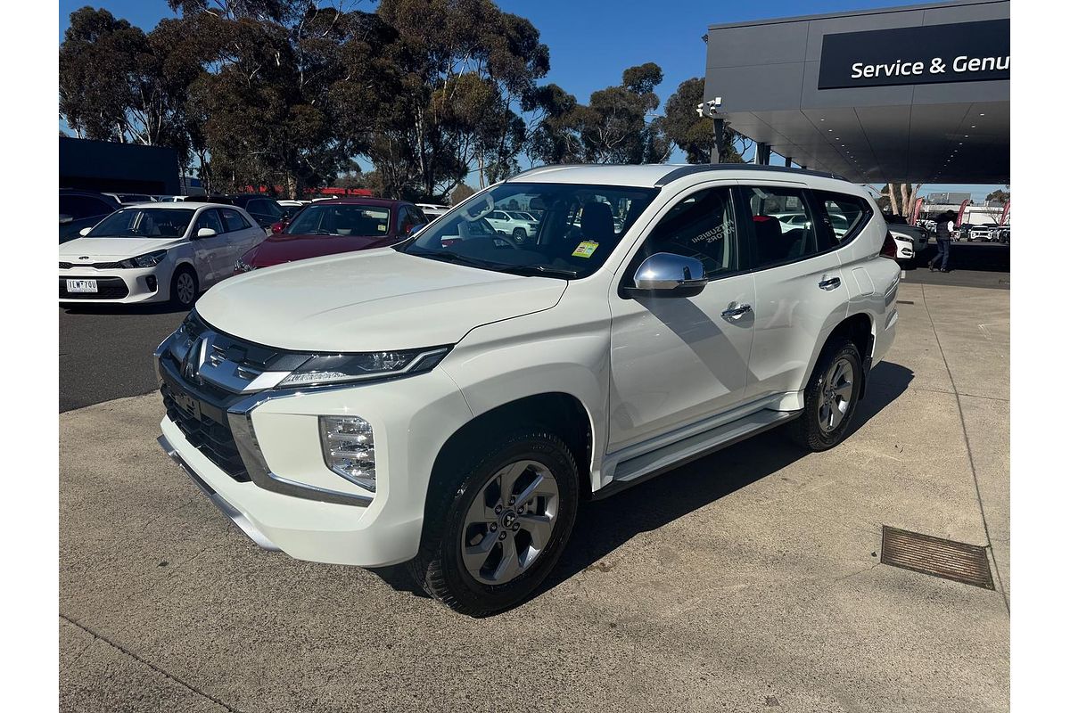 2025 Mitsubishi Pajero Sport GLX QG