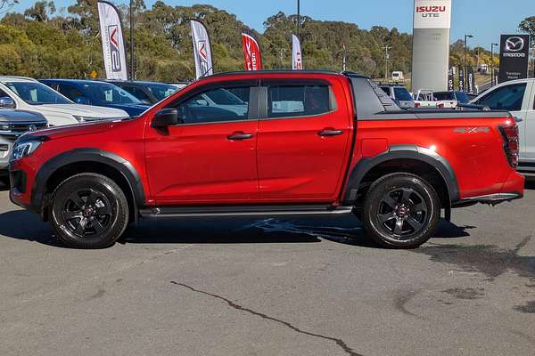 2025 Isuzu D-MAX X-TERRAIN 4X4
