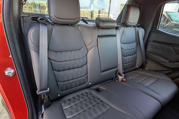 2025 Isuzu D-MAX X-TERRAIN 4X4