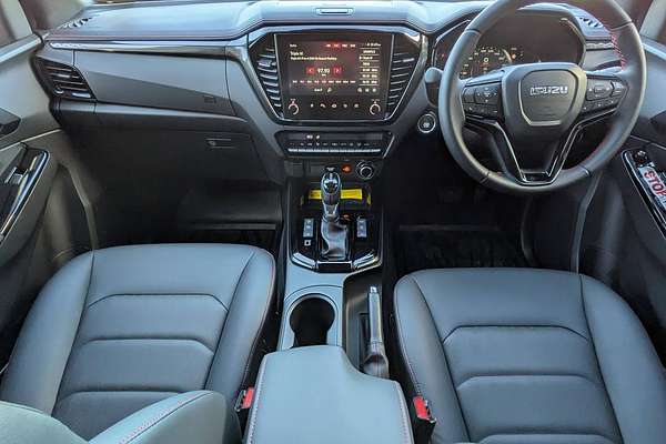 2025 Isuzu D-MAX X-TERRAIN 4X4