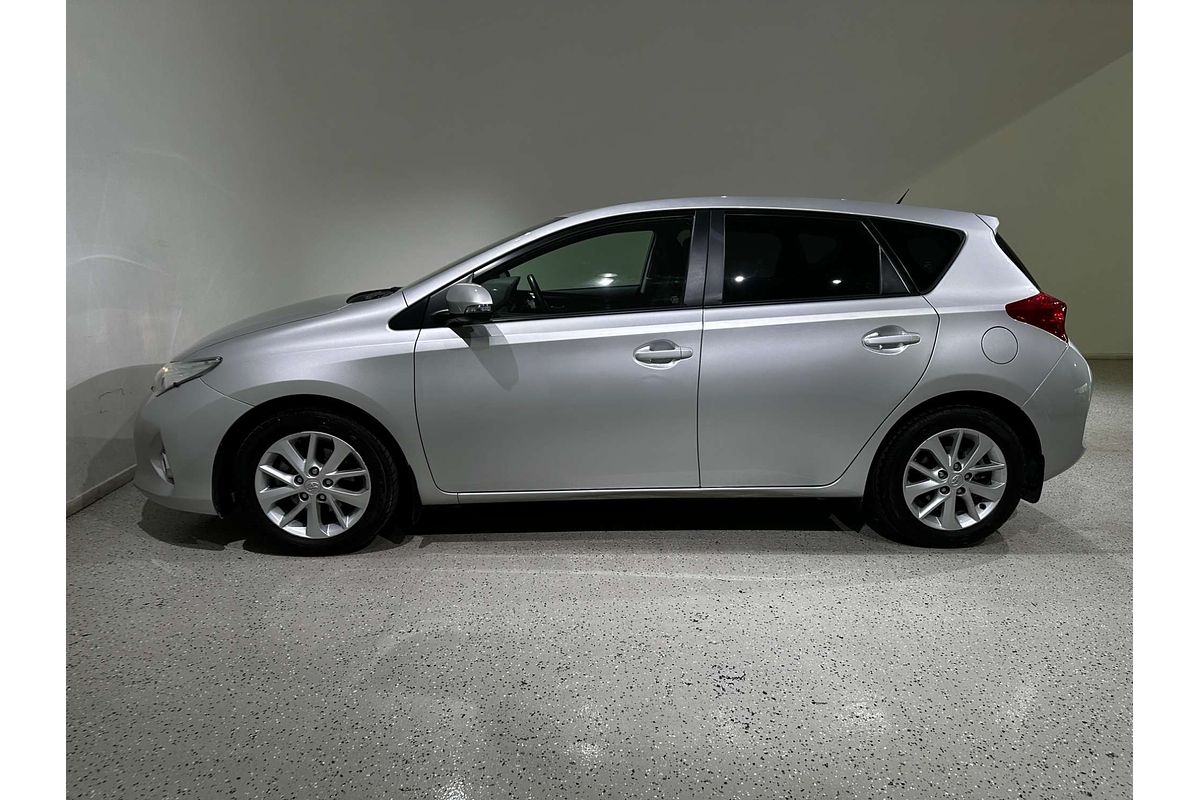 2013 Toyota Corolla Ascent Sport ZRE182R