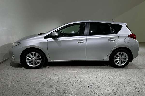 2013 Toyota Corolla Ascent Sport ZRE182R