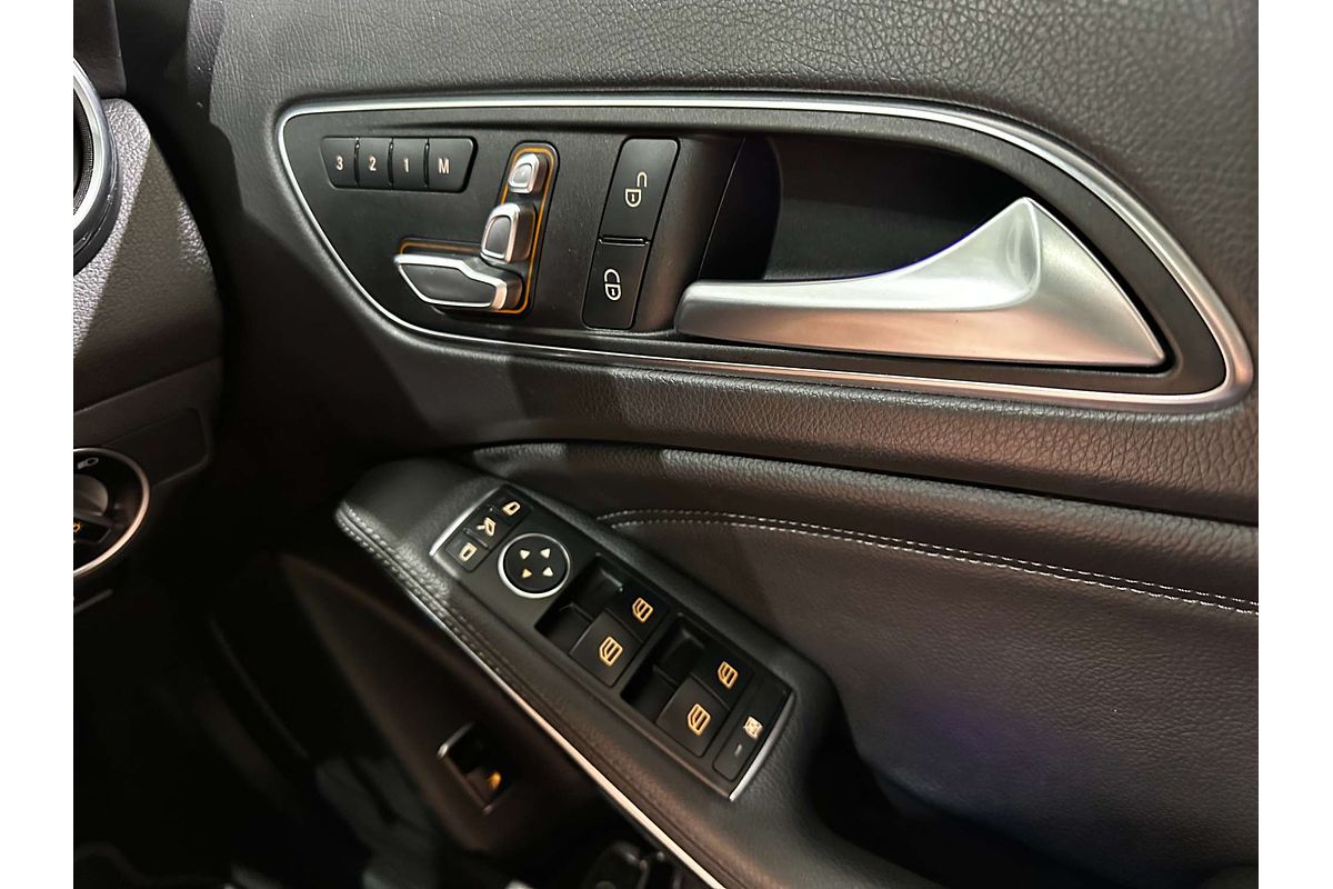 2019 Mercedes-Benz GLA-Class GLA180 X156