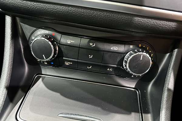 2019 Mercedes-Benz GLA-Class GLA180 X156