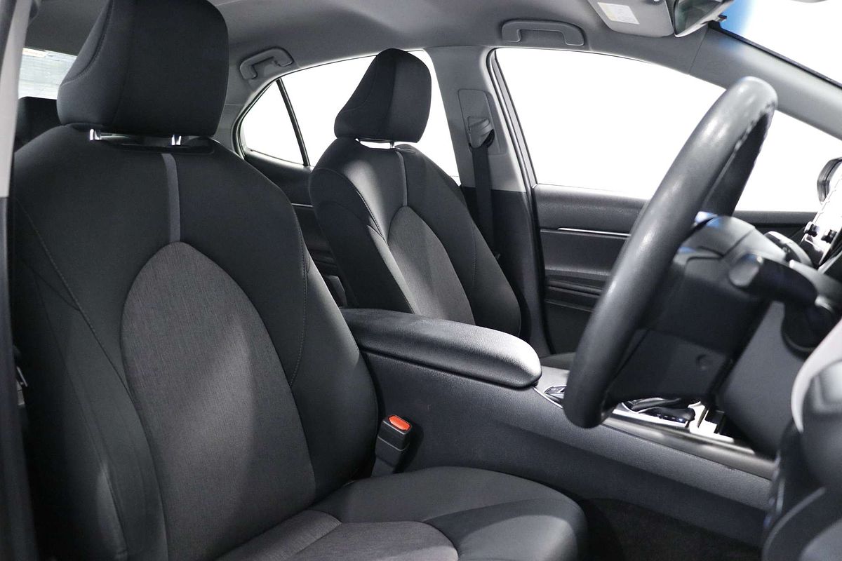 2021 Toyota Camry Ascent AXVH70R