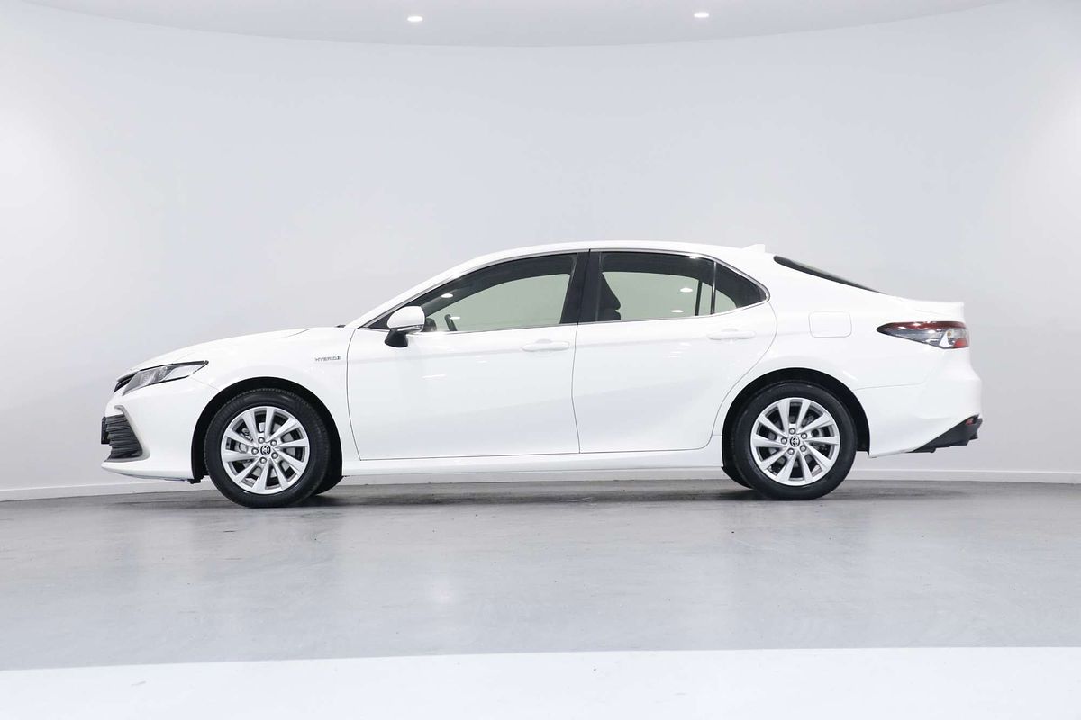 2021 Toyota Camry Ascent AXVH70R