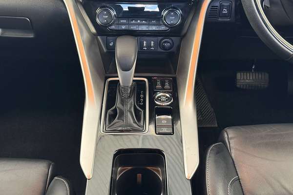 2022 Mitsubishi Eclipse Cross Exceed YB