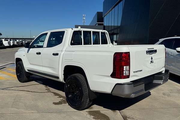 2024 Mitsubishi Triton GLX MV Rear Wheel Drive