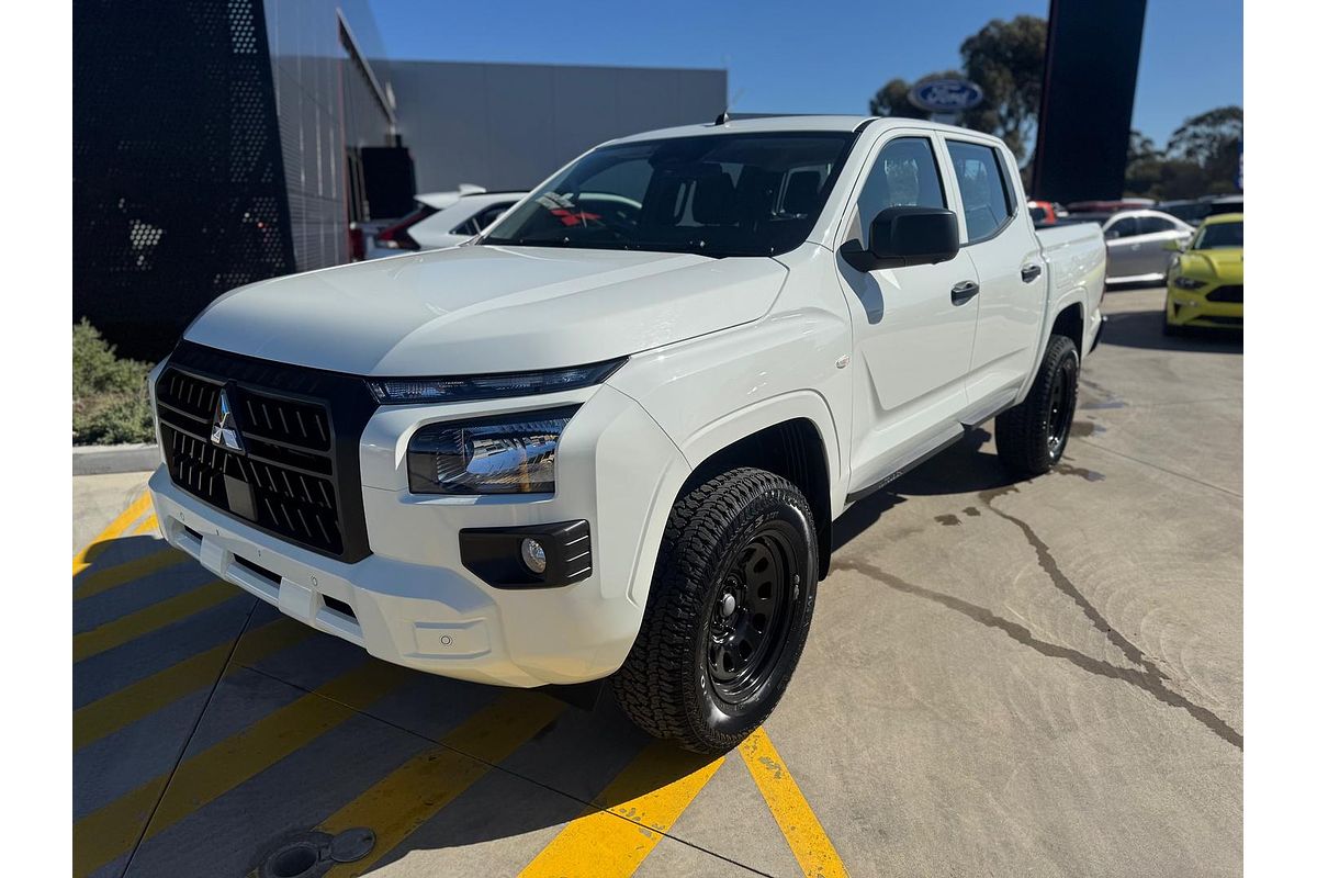 2024 Mitsubishi Triton GLX MV 4X4