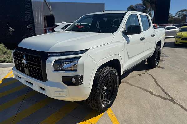 2024 Mitsubishi Triton GLX MV 4X4