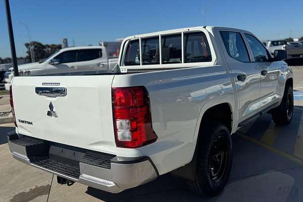 2024 Mitsubishi Triton GLX MV 4X4
